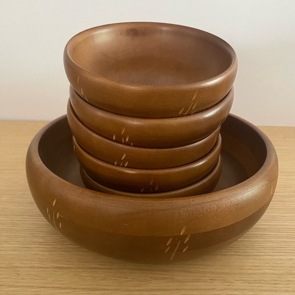 Vintage Baribocraft Canadian Maple Wood Salad Bowl with 5 Bowls - Picture 15 of 16